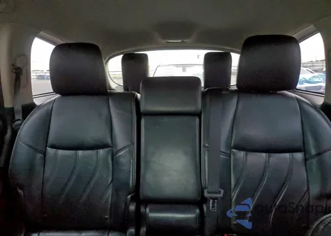 2013 Infiniti Jx35 z USA, uszkodzony, nr VIN 5N1AL0MM1DC309940